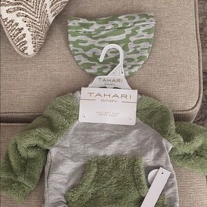 Tahari Camouflage Green and Gray Hat